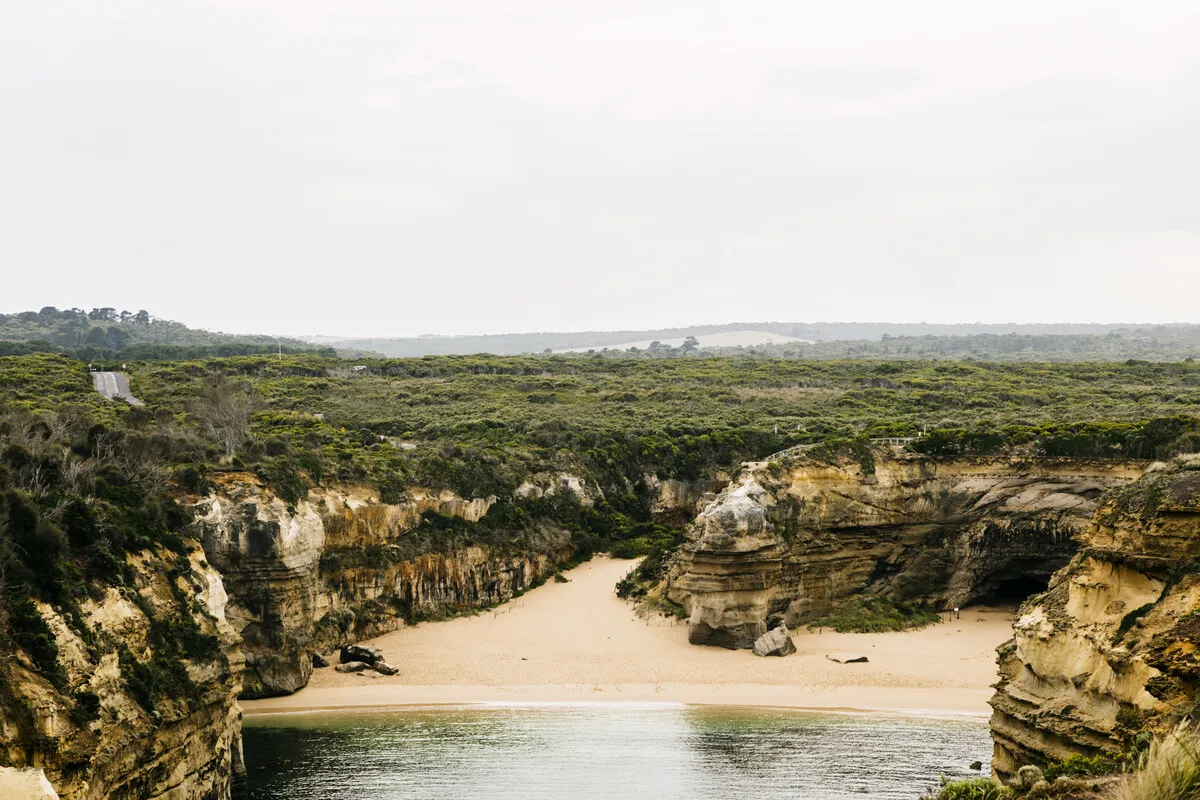 Visiting the Iconic Loch Ard Gorge